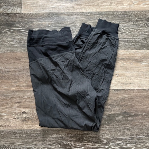 lulu dance studio joggers - Picture 3 of 3